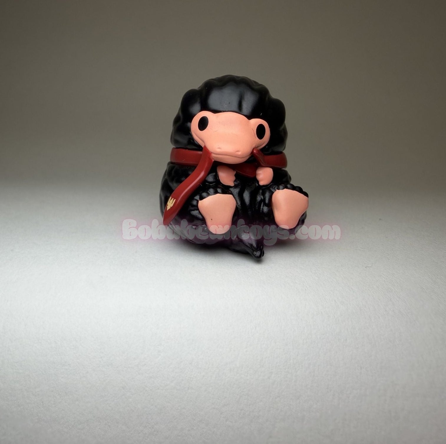 Fantastic Beasts Newt's Suitcase Blind Bag Beans by Hey Dolls